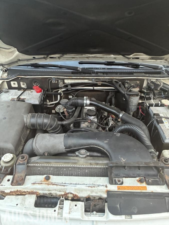 2001 Mitsubishi Pajero, PAJERO 2.5-99 D 4WD, 257500km