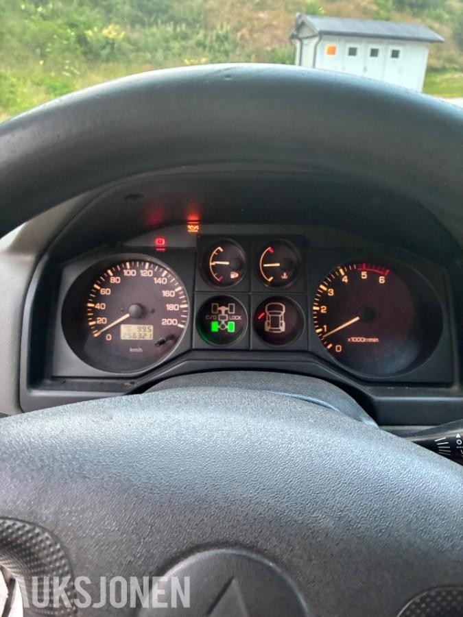 2001 Mitsubishi Pajero, PAJERO 2.5-99 D 4WD, 257500km