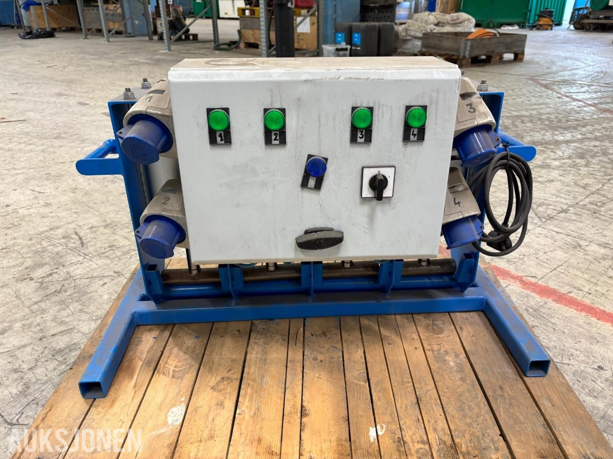 Pneumatisk 4-veis trykkluftfordeler / fordelingsstasjon med styreskap – 230V