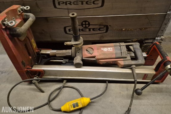 Hilti DD130 med stativ