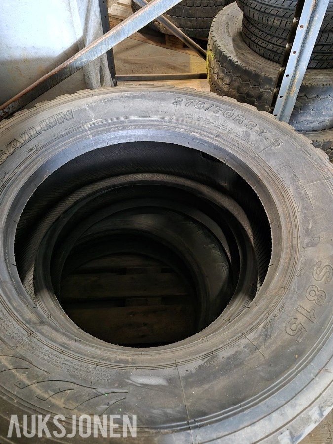 Ca 60 stk lastebil hjul med og uten felger
