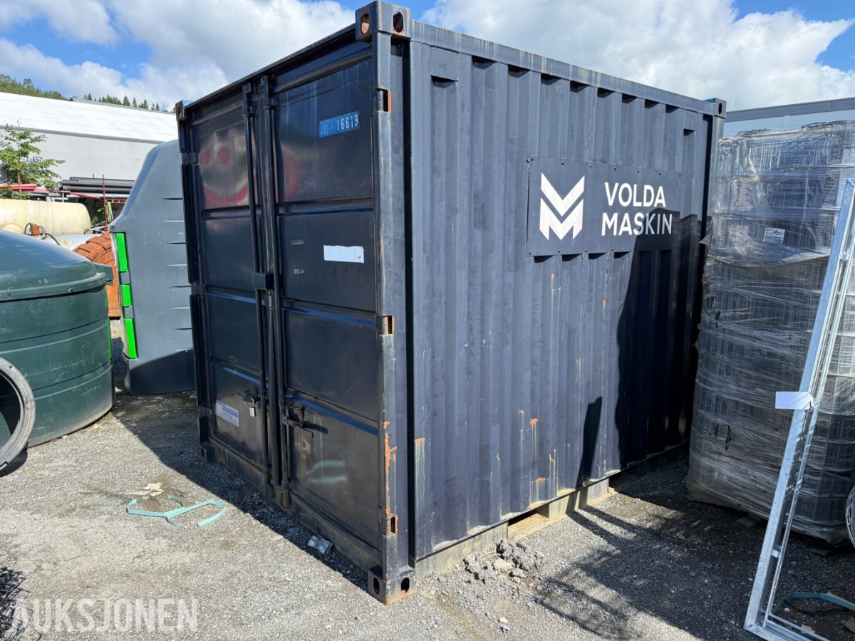 Containex 8 fot Container