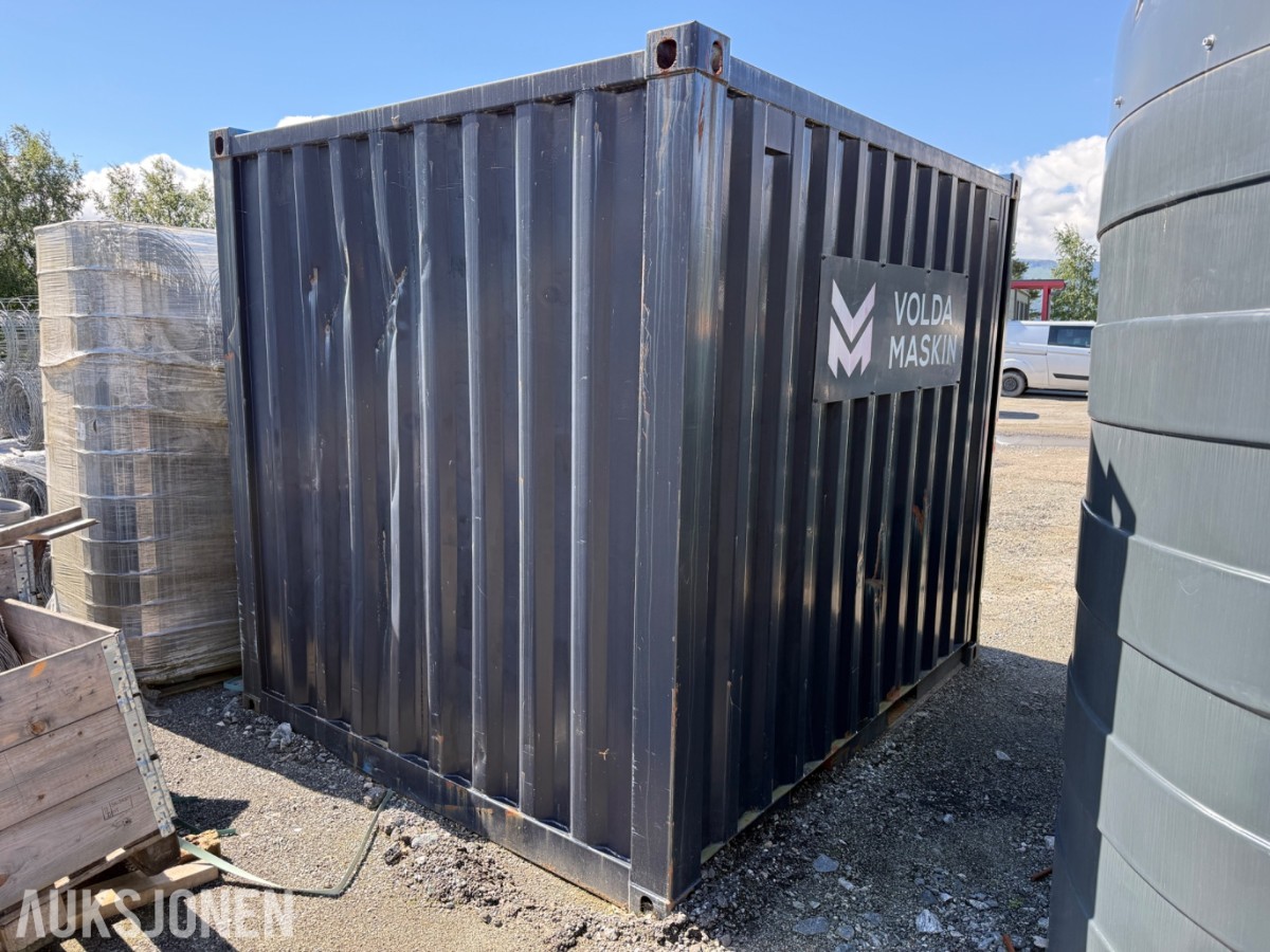 Containex 8 fot Container