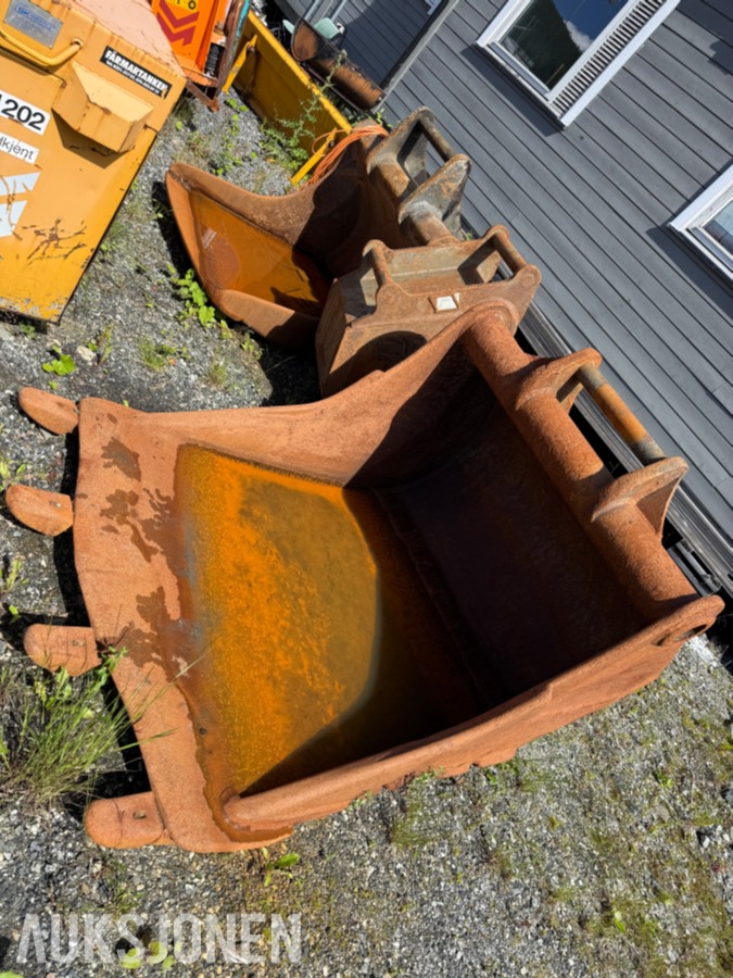 3 skuffer m/s70 feste Gjerstad, trevi benne og SB
