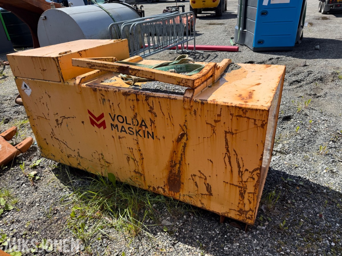 Sk dieseltank 1000 liter Tanken er full!