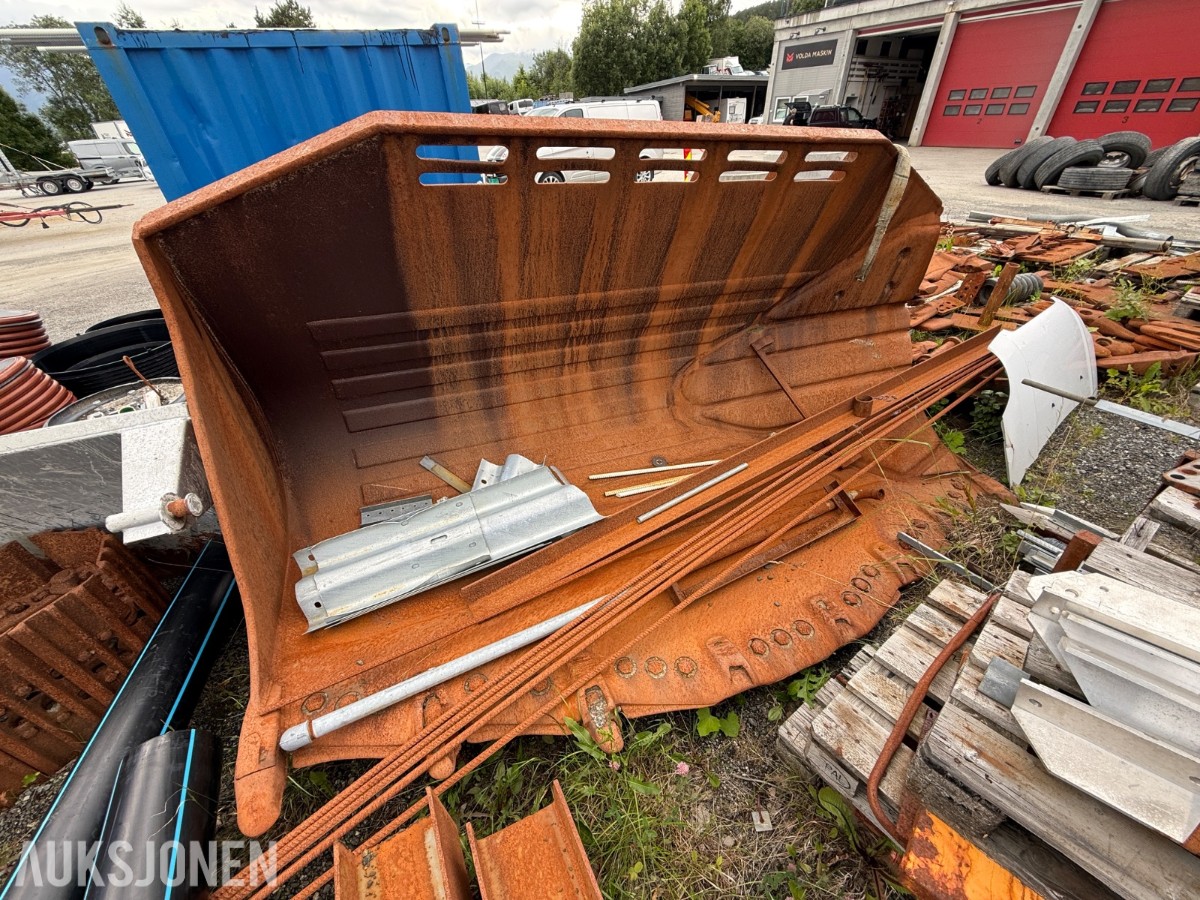 Lameter Sidetippskuffe til Volvo L180H
