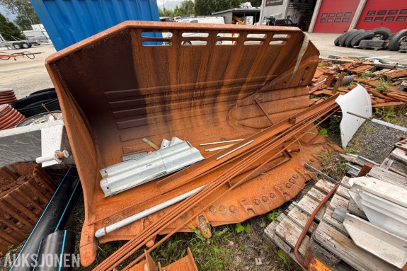 Lameter Sidetippskuffe til Volvo L180H