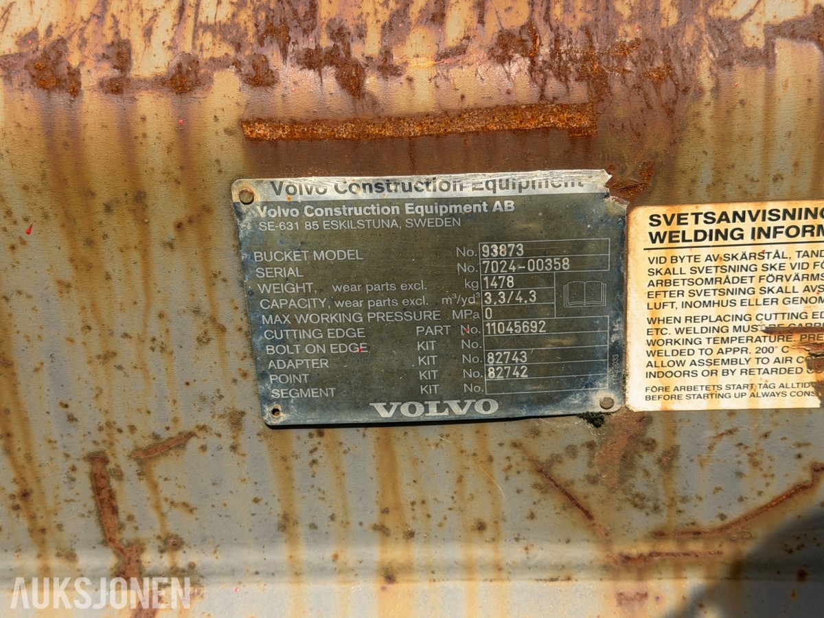 1997 Volvo L120C m/ HK-feste og 2 skuffer