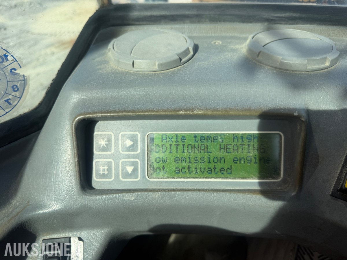 1997 Volvo L120C m/ HK-feste og 2 skuffer