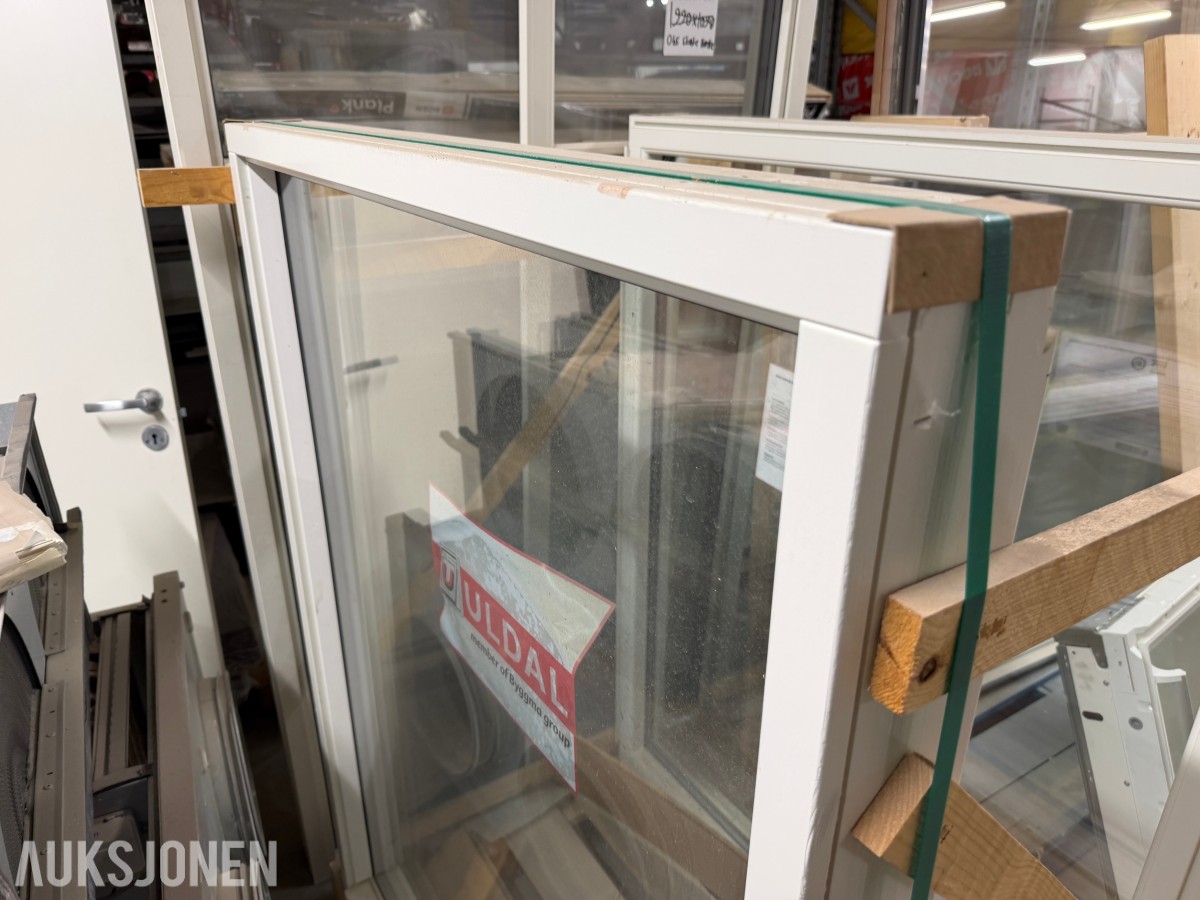 2 stk. Uldal vinduer B110x140 / Fastkarm / Hvite / Nye! 