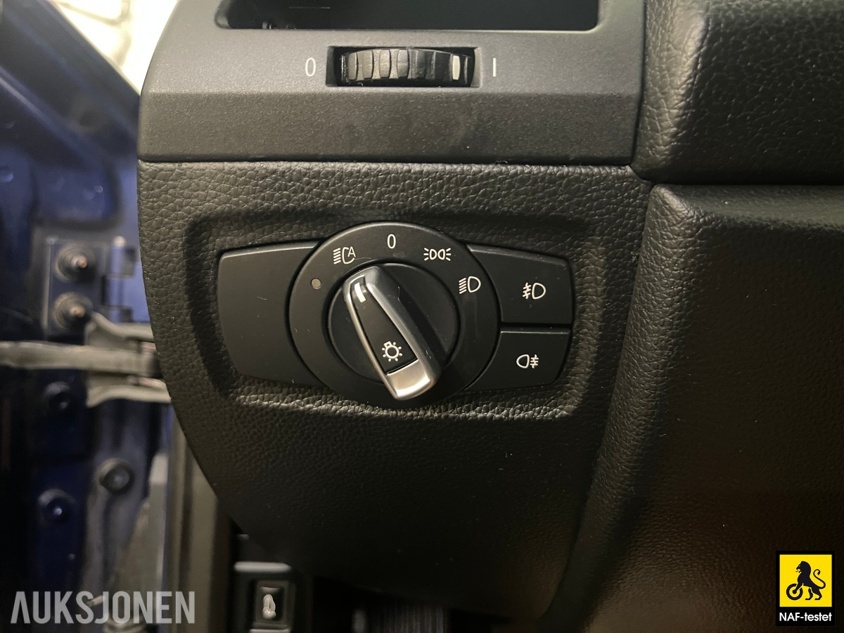 2011 BMW 1-serie 135I 305 HK AUT M-SPORT CRUISE TAKLUKE SPORTSUNDERSTELL