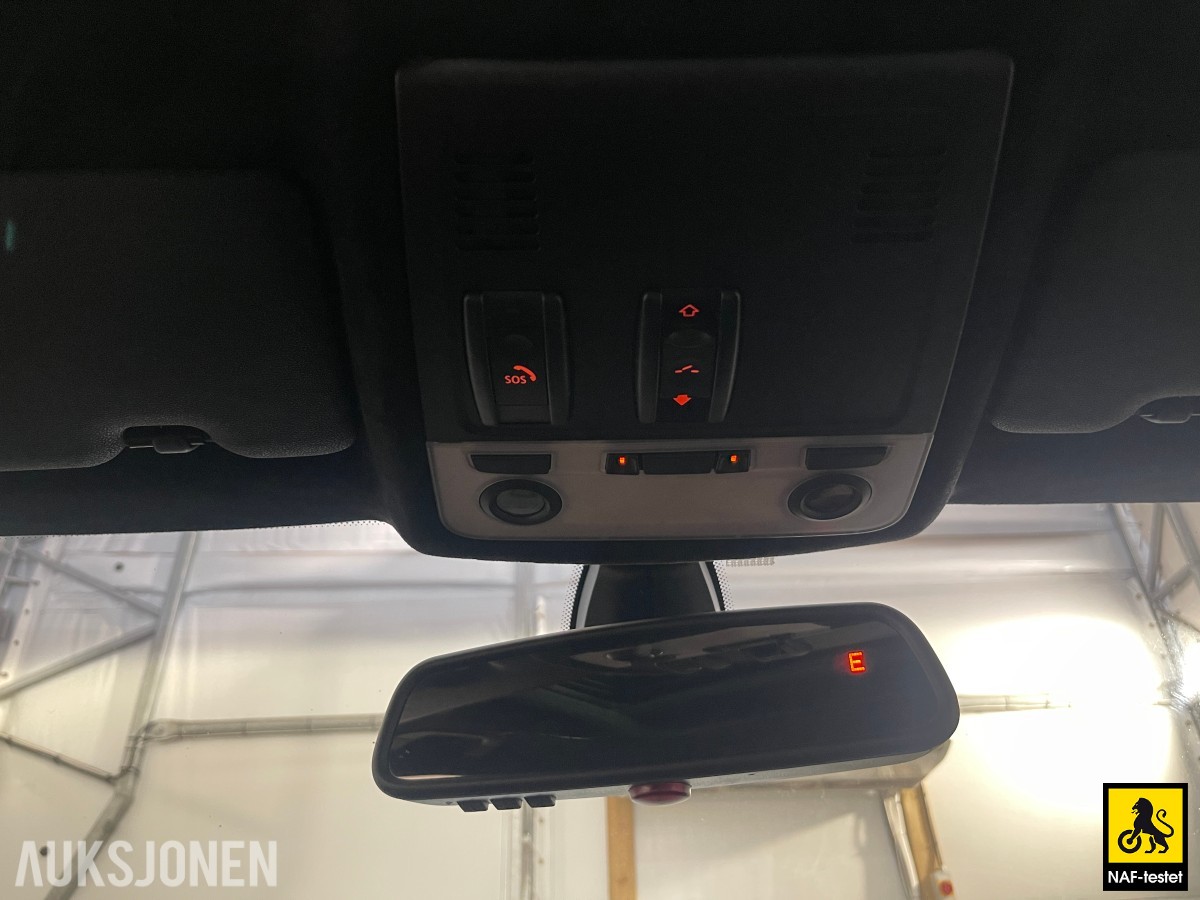 2011 BMW 1-serie 135I 305 HK AUT M-SPORT CRUISE TAKLUKE SPORTSUNDERSTELL