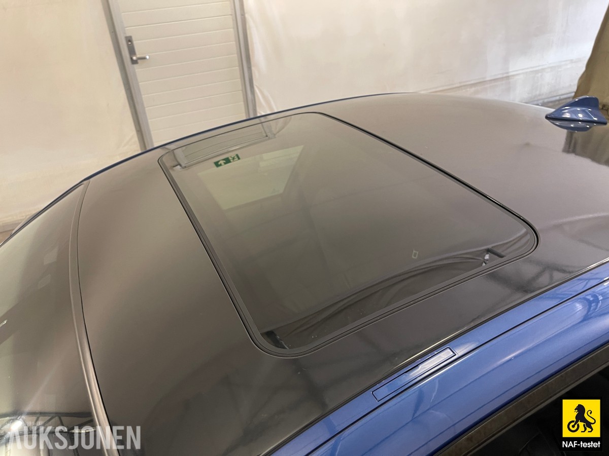 2011 BMW 1-serie 135I 305 HK AUT M-SPORT CRUISE TAKLUKE SPORTSUNDERSTELL