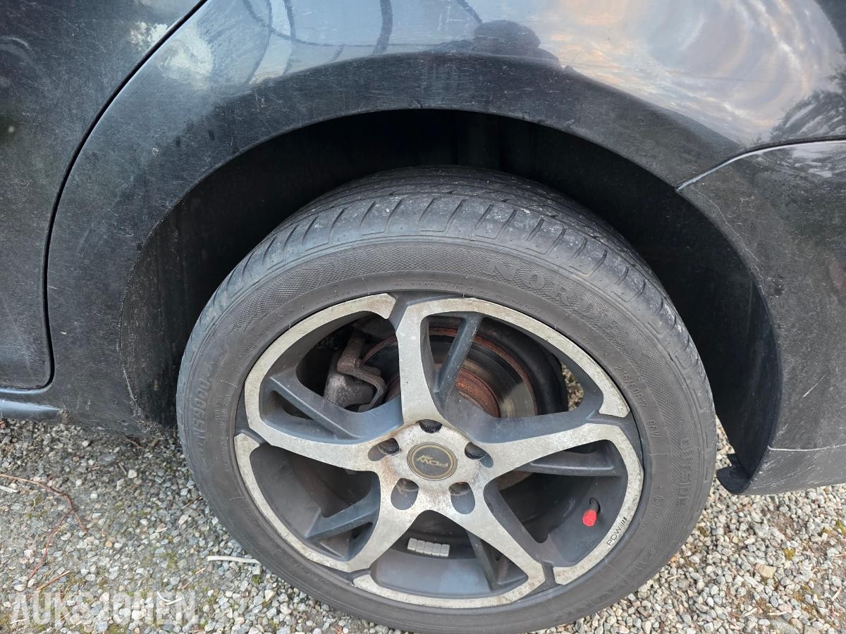 2007 Volkswagen Touran 1.9 105hk 190000km