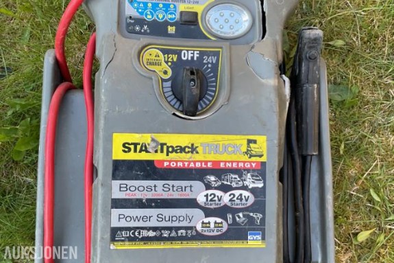The GYS Startpack Truck 12/24V