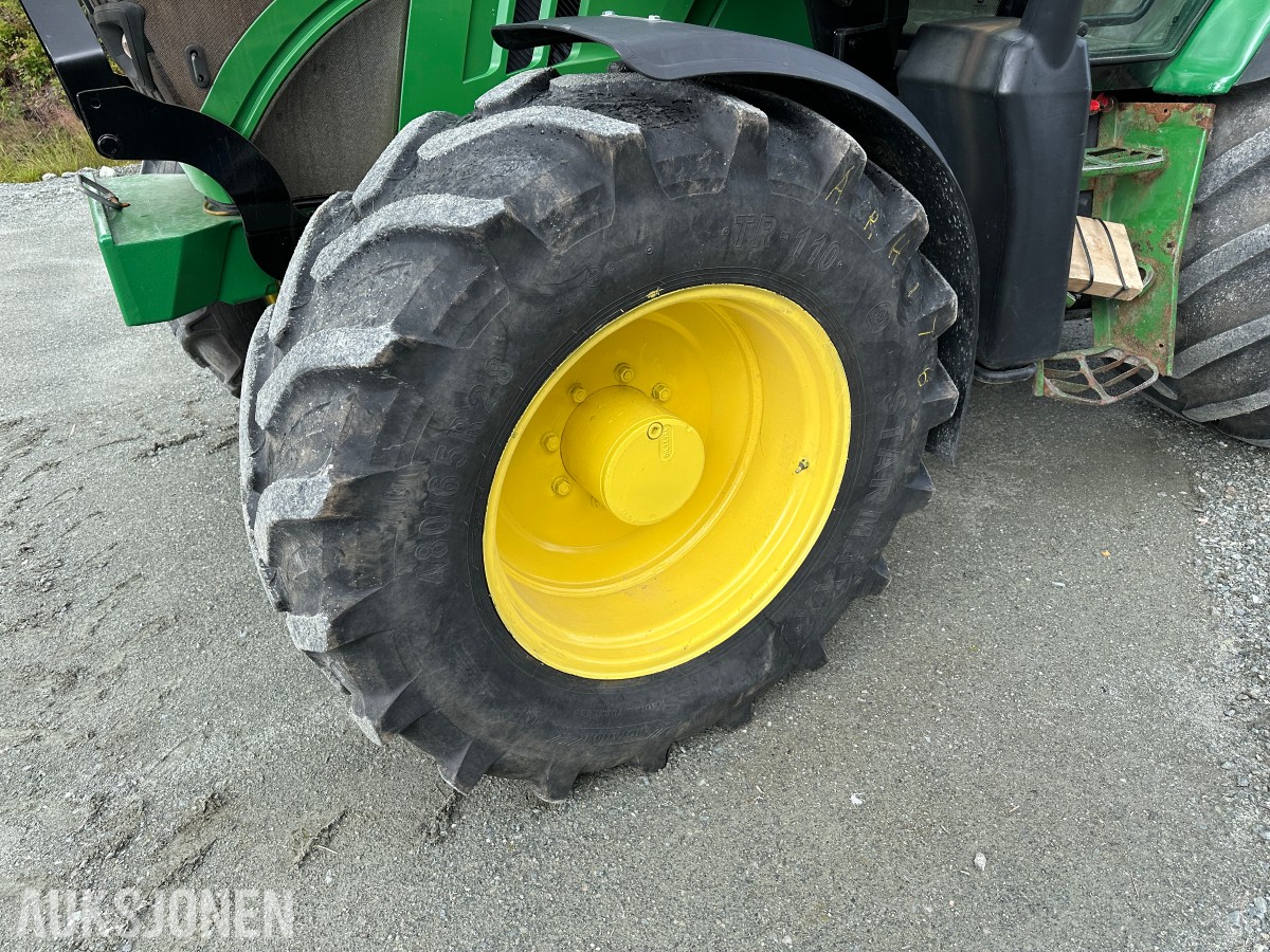 2014 John Deere 6125R | Quicke Q46 Frontlaster | 50 km/t