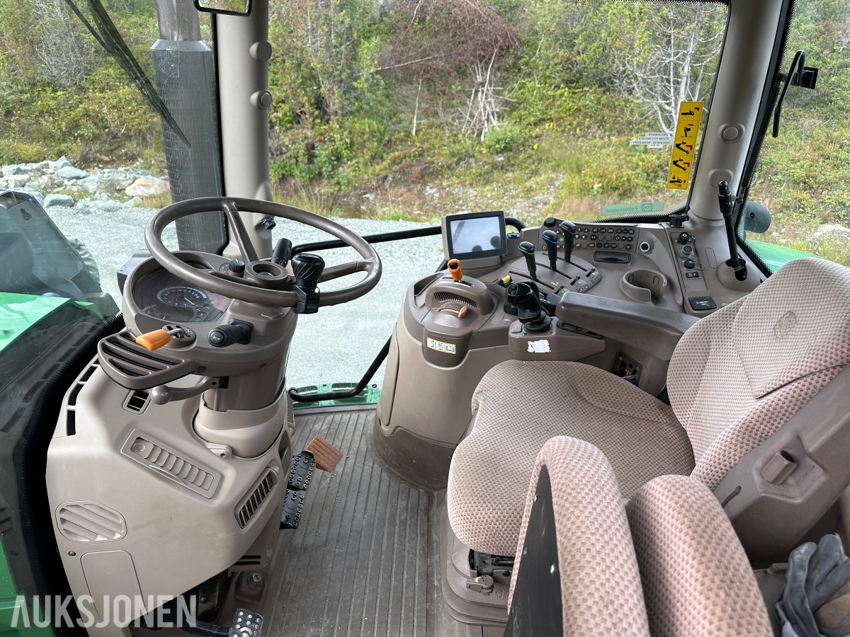 2014 John Deere 6125R | Quicke Q46 Frontlaster | 50 km/t