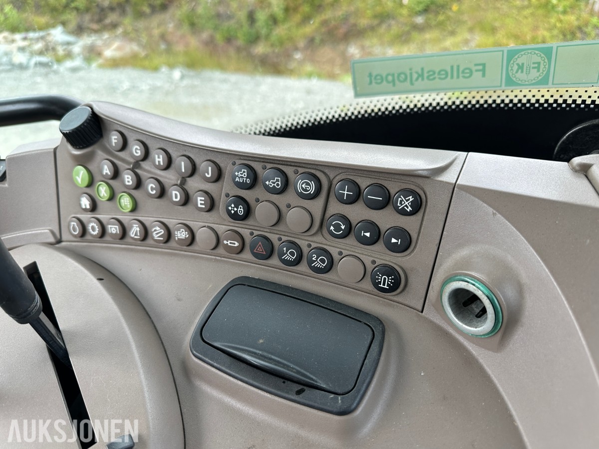 2014 John Deere 6125R | Quicke Q46 Frontlaster | 50 km/t
