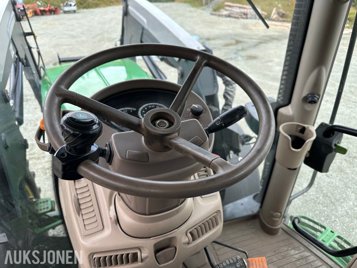 2014 John Deere 6125R | Quicke Q46 Frontlaster | 50 km/t