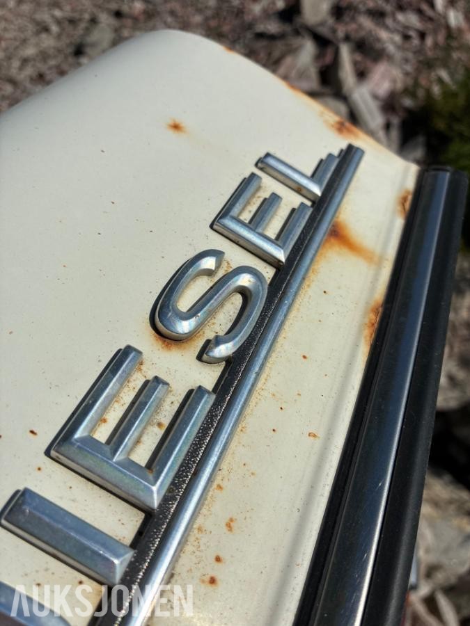1984 Mercedes-Benz E-Klasse W123 2.4 D Ekstra deler - Prosjektbil