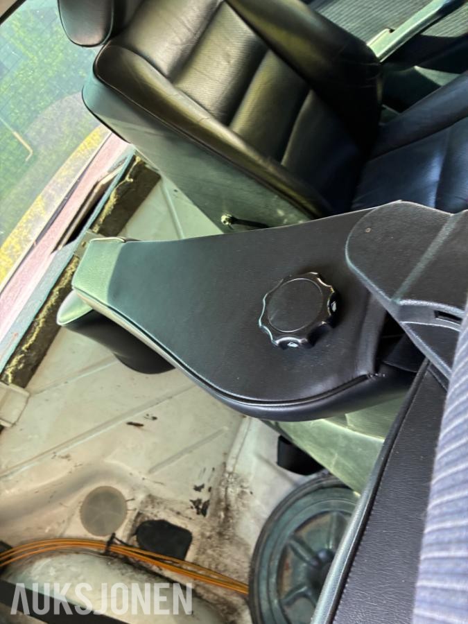 1984 Mercedes-Benz E-Klasse W123 2.4 D Ekstra deler - Prosjektbil