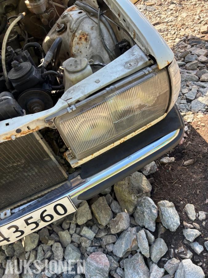 1984 Mercedes-Benz E-Klasse W123 2.4 D Ekstra deler - Prosjektbil