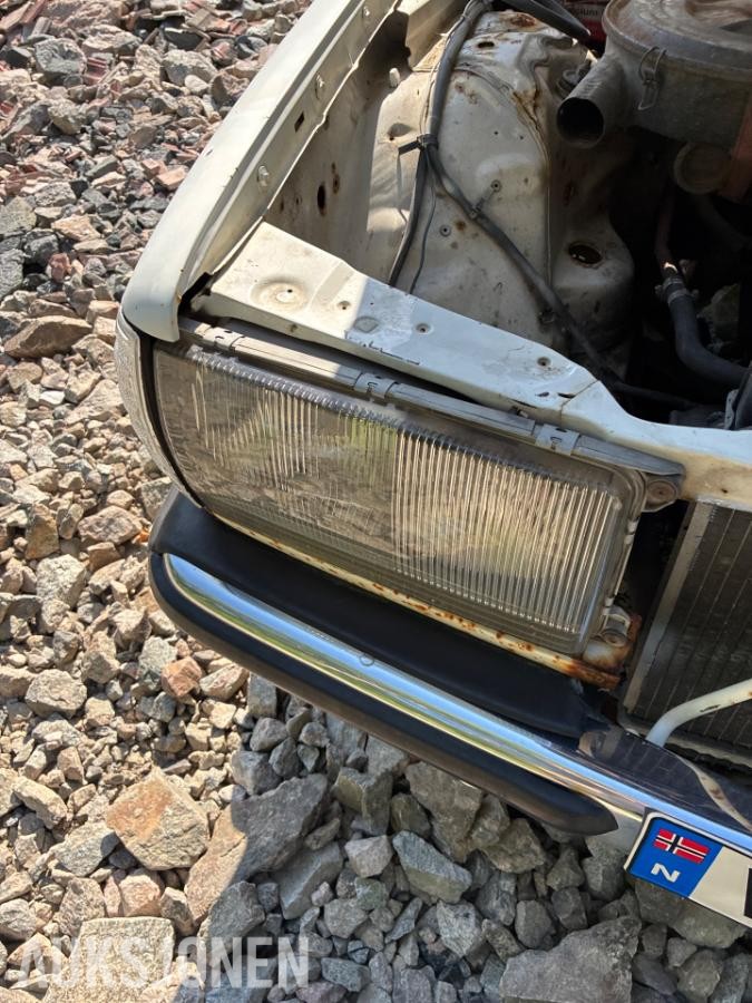 1984 Mercedes-Benz E-Klasse W123 2.4 D Ekstra deler - Prosjektbil