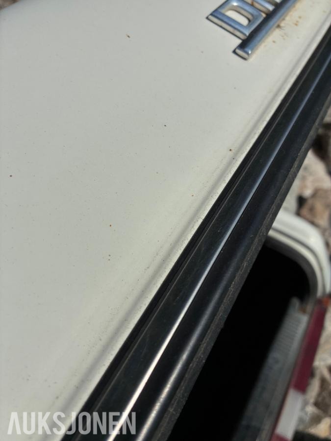 1984 Mercedes-Benz E-Klasse W123 2.4 D Ekstra deler - Prosjektbil