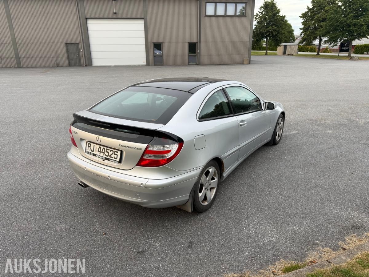 2005 MERCEDES-BENZ C180 KOMPRESSOR AUTOMAT – LAV KM – SKINN – SOLTAK