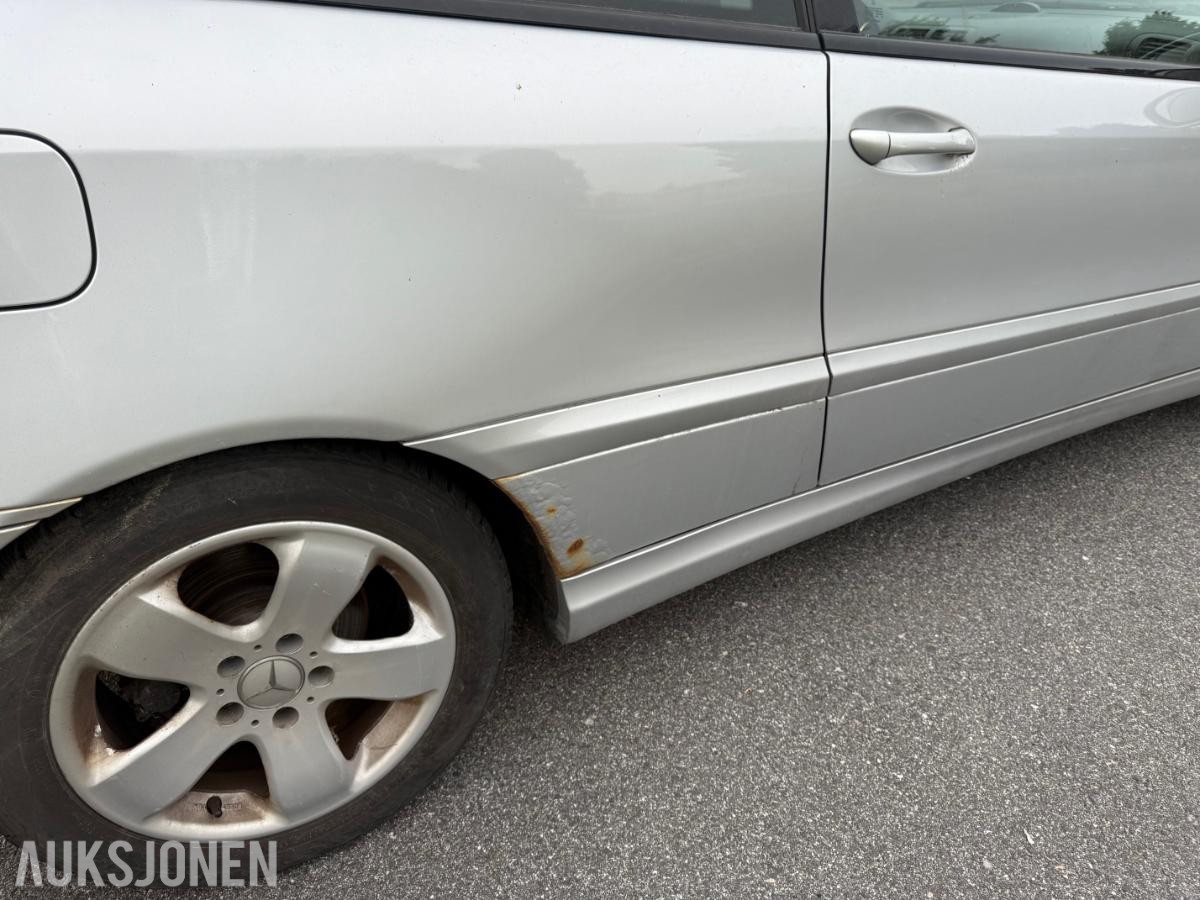 2005 MERCEDES-BENZ C180 KOMPRESSOR AUTOMAT – LAV KM – SKINN – SOLTAK