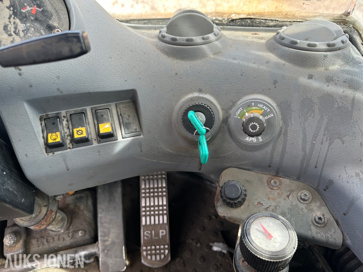 2000 - Volvo - L70D hjullaster – HK-feste og skuff