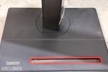 2 stk Lenovo ThinkVision 27 tommer QHD-skjermer med dokkingstasjoner