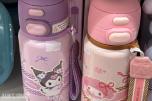 BUTIKK AVVIKLING - KOMPLETT VARELAGER – KAWAII - CA 4500 ARTIKLER