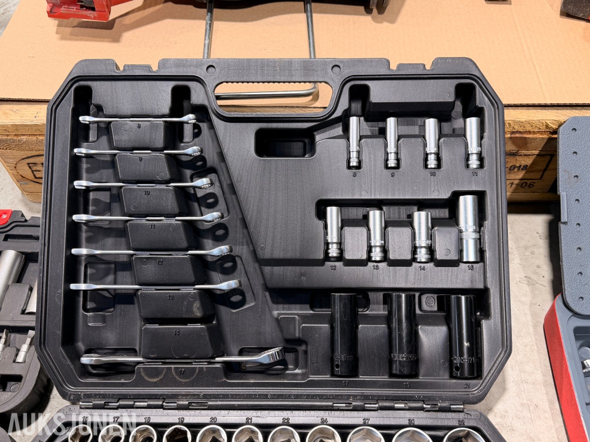 Milwaukee M18 elektroverktøy, batterier, verktøysett, redskaper og håndverktøy