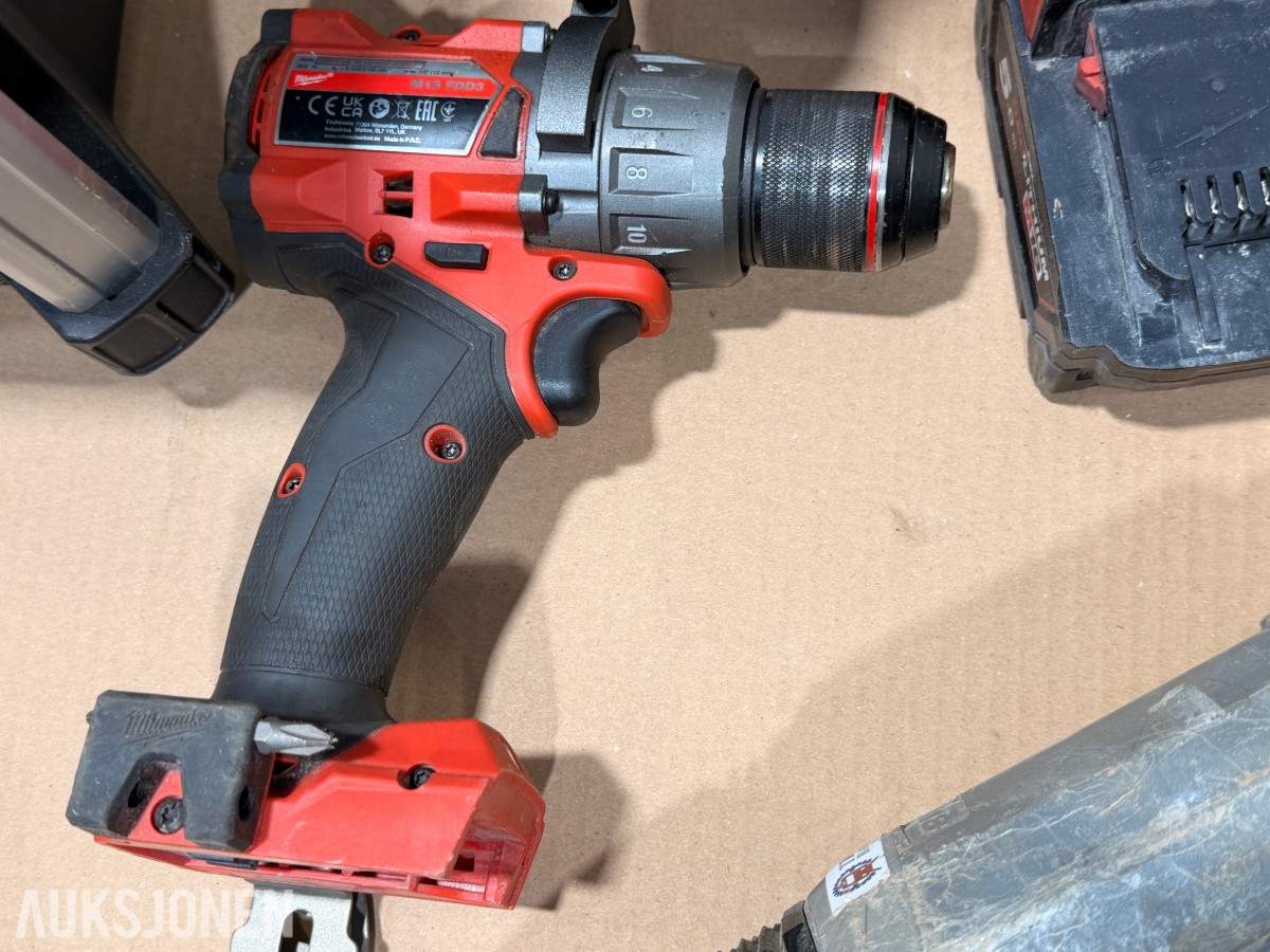Milwaukee M18 elektroverktøy, batterier, verktøysett, redskaper og håndverktøy