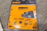 DeWalt DW745 bordsag med DE7400 arbeidsstativ og sagblader