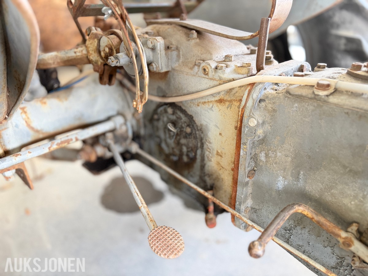 1952 GRÅTASS TEA 20 - VETERANTRAKTOR - RENOVERINGSOBJEKT