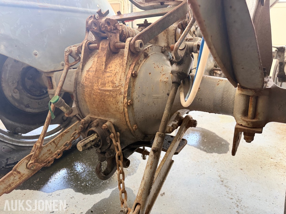 1952 GRÅTASS TEA 20 - VETERANTRAKTOR - RENOVERINGSOBJEKT