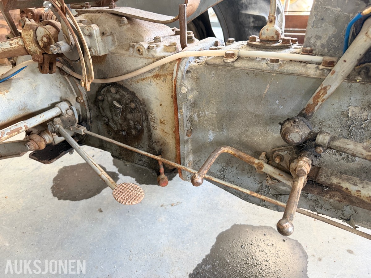 1952 GRÅTASS TEA 20 - VETERANTRAKTOR - RENOVERINGSOBJEKT