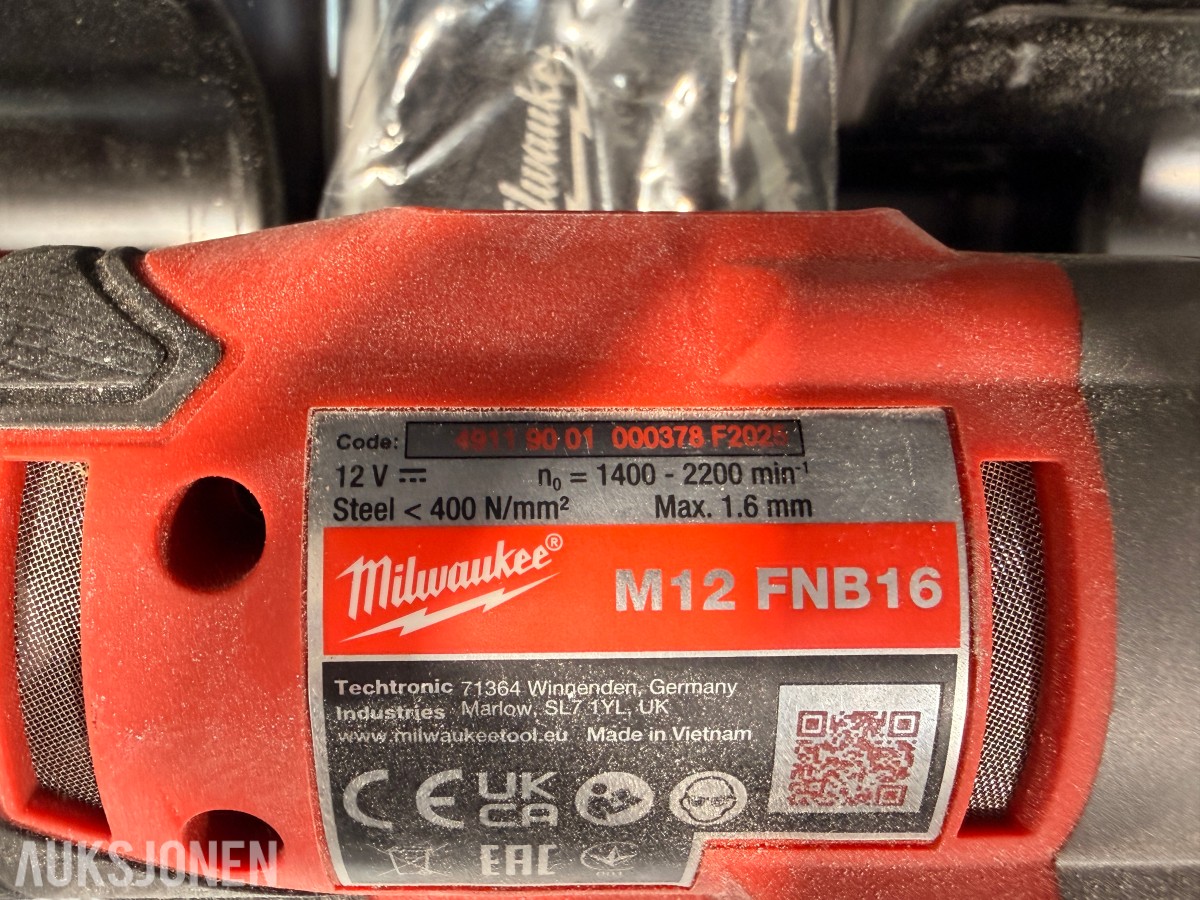 Verktøyparti med Milwaukee, Makita, Bosch, Hitachi og Basso