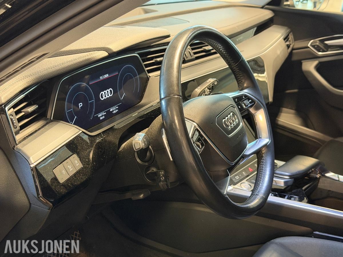 2020 Audi e-tron, 50 quattro, 140000km