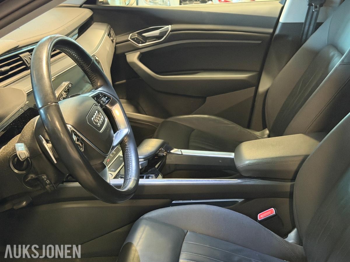 2020 Audi e-tron, 50 quattro, 140000km