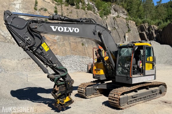 2023 VOLVO ECR235EL BELTEGRAVER MED ENGCON TILTROTATOR - SENTRALSMØRING - KAMERA - KUN 2362 TIMER