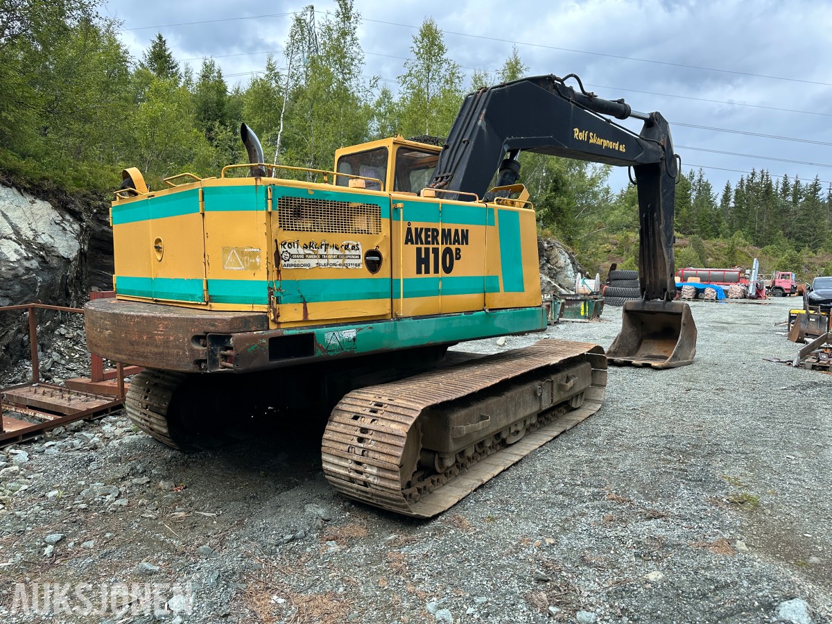 1988 Åkerman H10B Gravemaskin | graveskuff