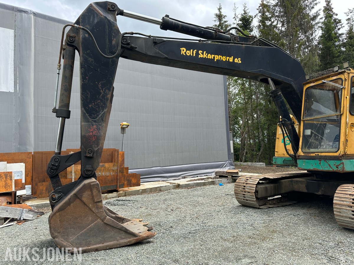 1988 Åkerman H10B Gravemaskin | graveskuff