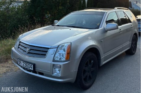 2005 Cadillac SRX 3.6 258hk  4WD panoramatak 7 seter automat bose eu ok 05.2027, Reparasjonsobjekt