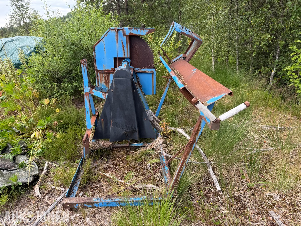 VEDKAPPSAG MED SKYVERAMME – TIL TRAKTOR - PTO-DREVET