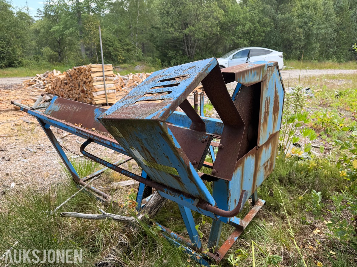 VEDKAPPSAG MED SKYVERAMME – TIL TRAKTOR - PTO-DREVET