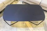 Sofagruppe med 2 stk 3-seters sofaer og salongbord