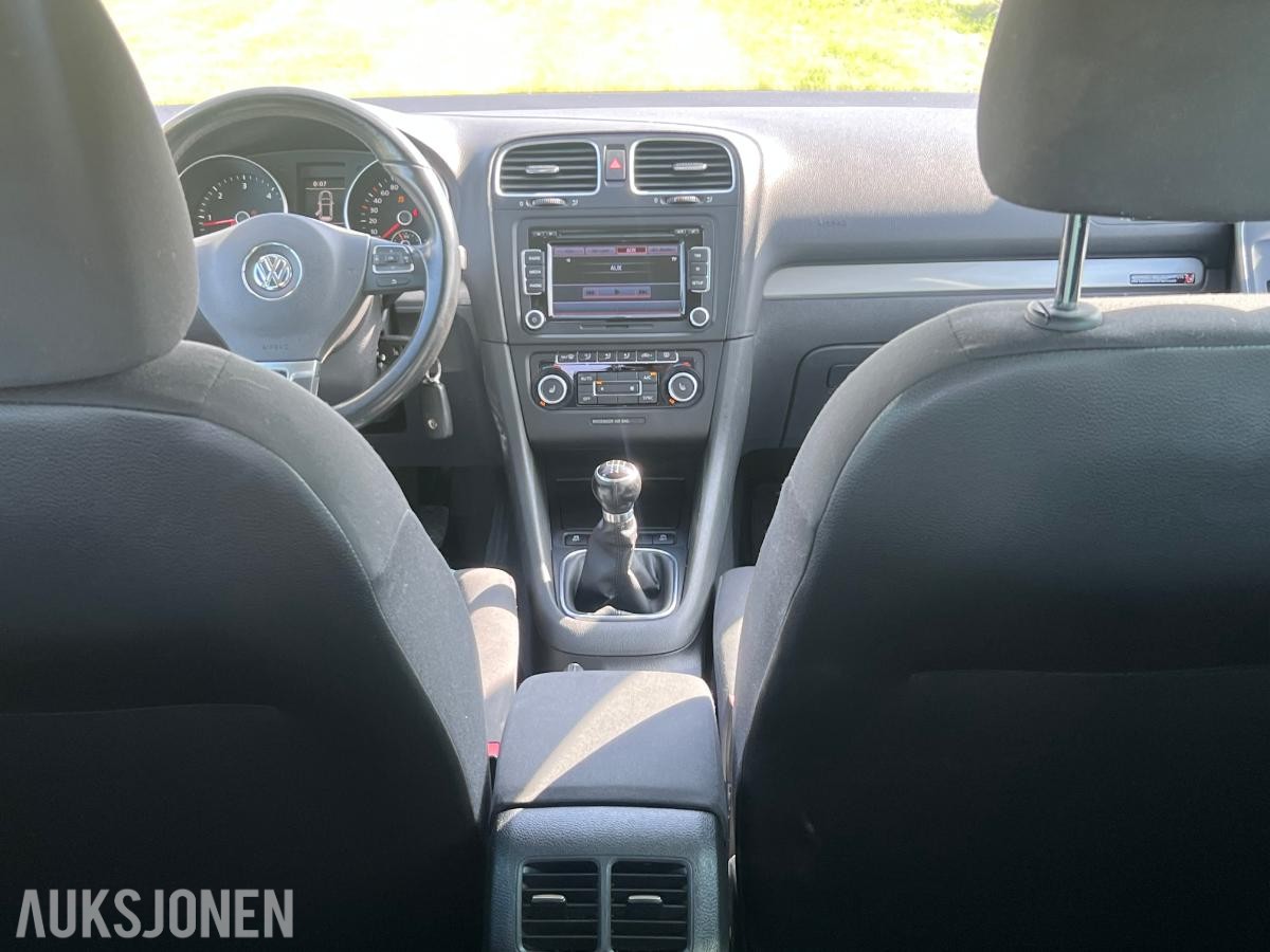 2013 Volkswagen Golf 1.6 Diesel 105hk Cruisekontroll EU ok til 11.2026